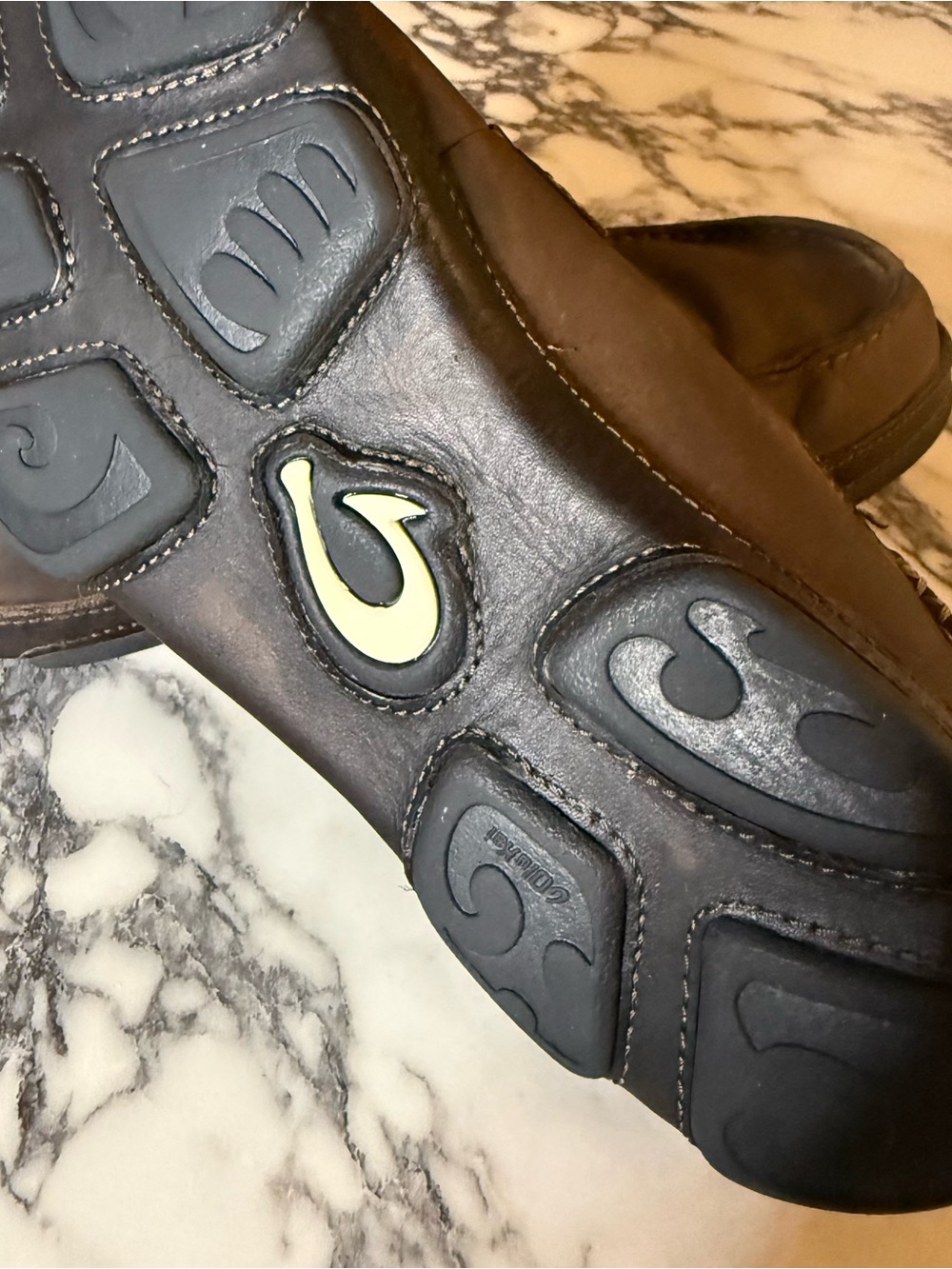 OluKai Moloa Men's Leather Slip On Shoes Loafers Brown Comfort Size 10.5 - Picture 12 of 13